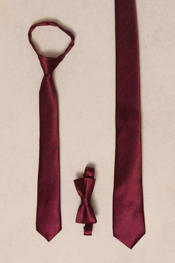 Baby Boys Henry Bow Tie in Wine Satin For Sale - Image 2
