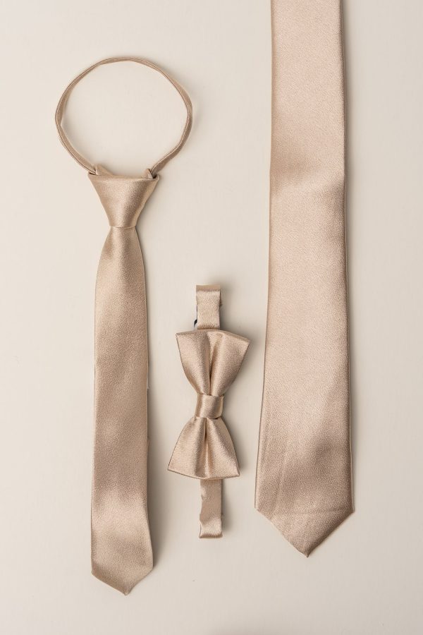 Baby Boys Henry Bow Tie in Champagne For Sale - Image 5