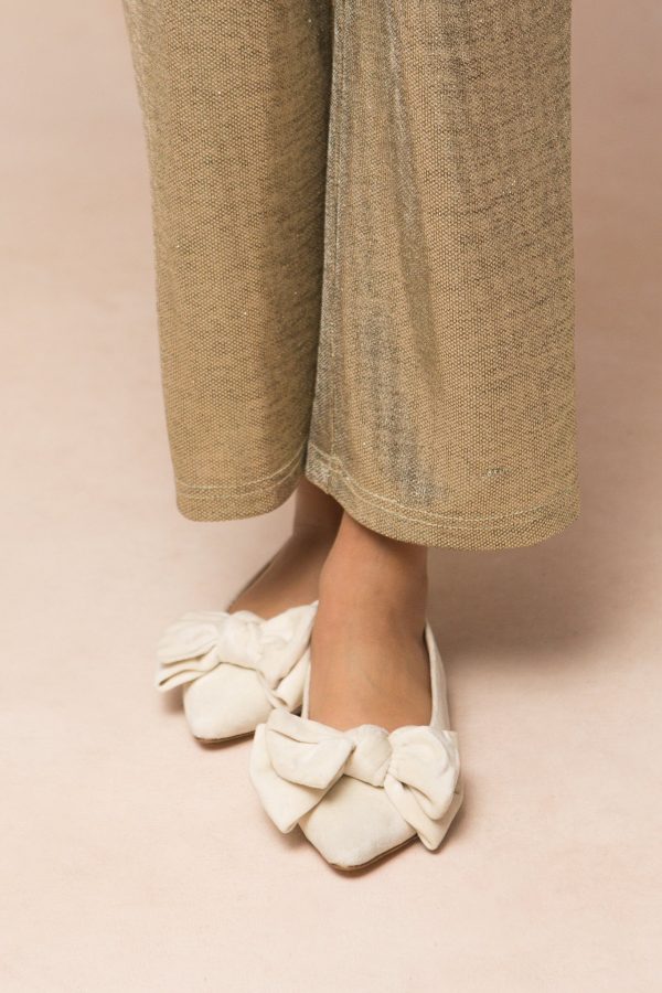 Mini Ivy Bow Flat in Cream - FINAL SALE Discount - Image 2